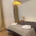 Apartment Calle Real Con Patio *
