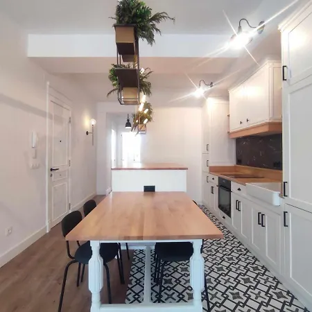 Calle Real Con Patio アパート フェロル