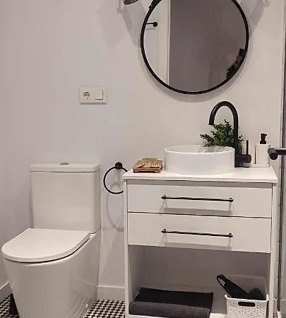 Calle Real Con Patio * フェロル