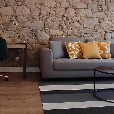 Calle Real Con Patio * Ferrol