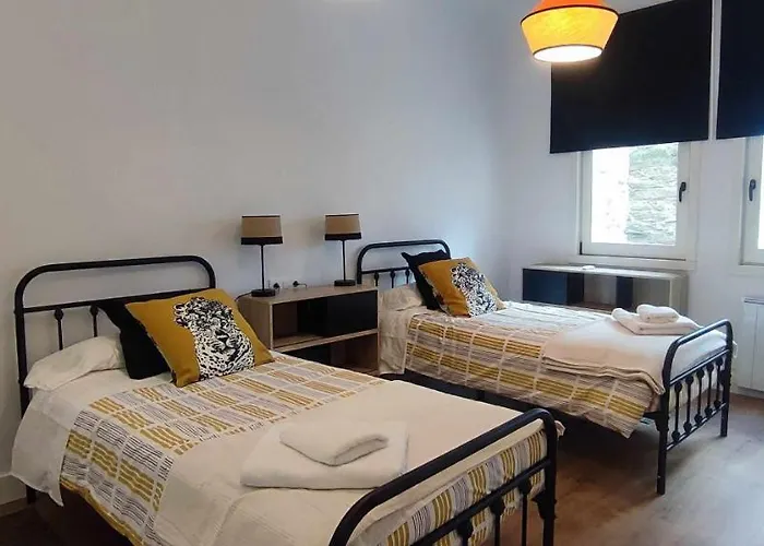 Calle Real Con Patio *