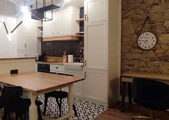 Calle Real Con Patio Appartement