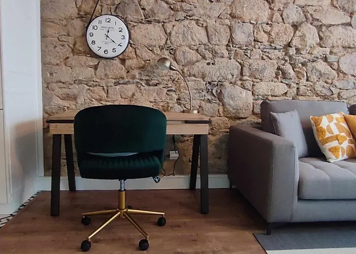 Calle Real Con Patio