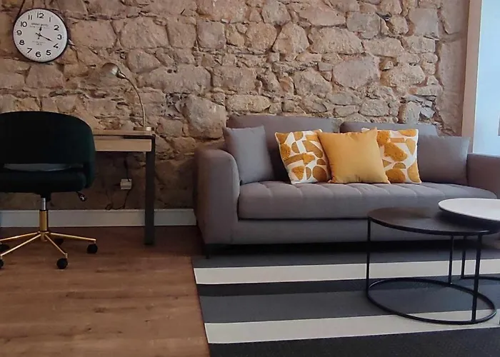 Calle Real Con Patio * Ferrol